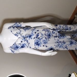 NWT BLUE FLORAL ROMPER SZ 15 BY & BY